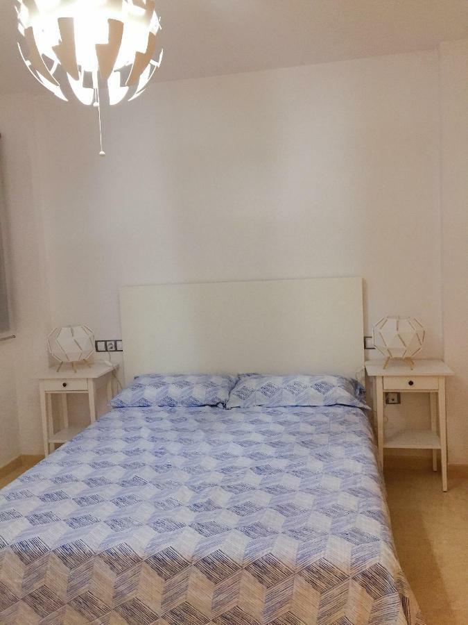 Apartamentos Deluxe Roquetas De Mar Con Golf Y Piscina Climatizada, Parking Privado Vicar Bagian luar foto